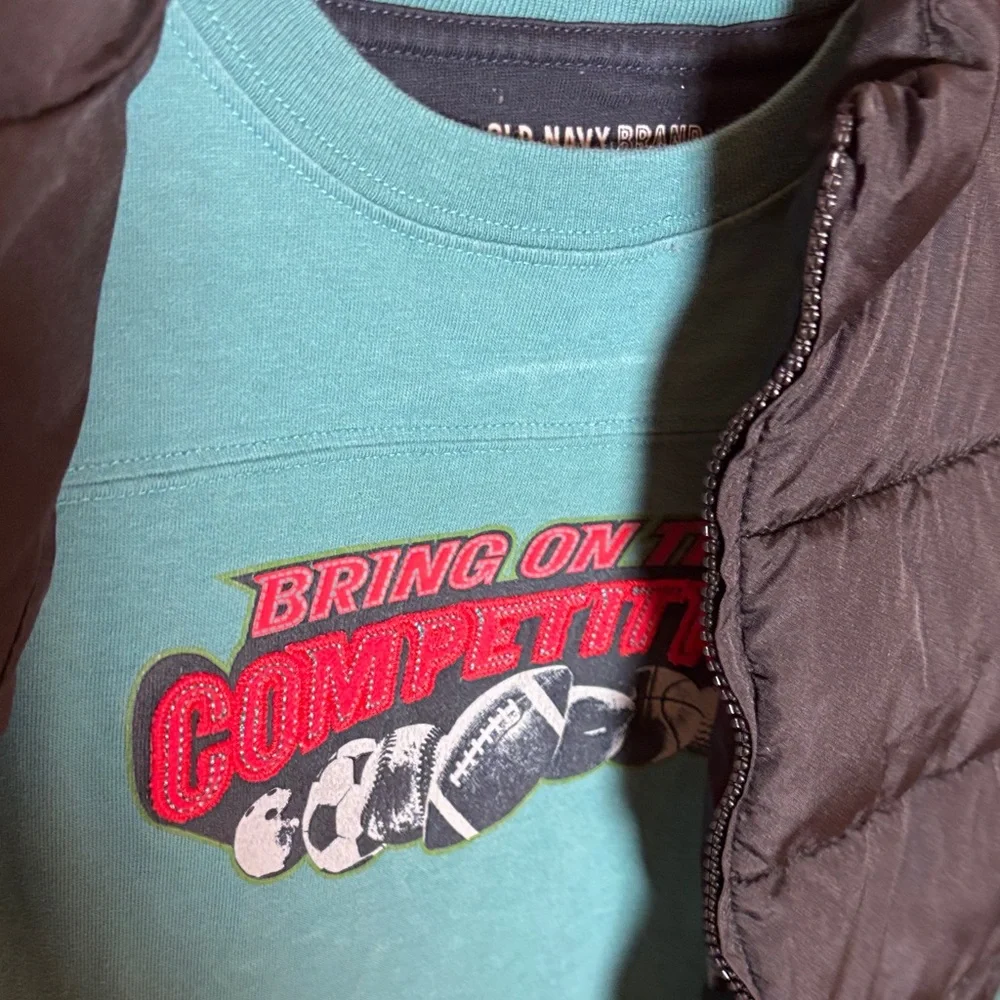 Old Navy Black Puffer Vest‎ AND Graphic Tee~Sz 5
